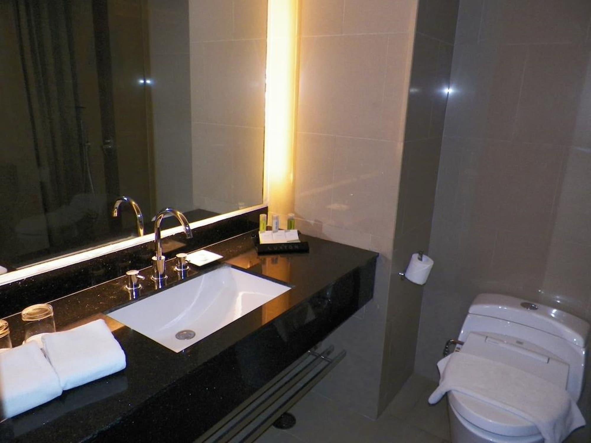 The Luxton Hotel