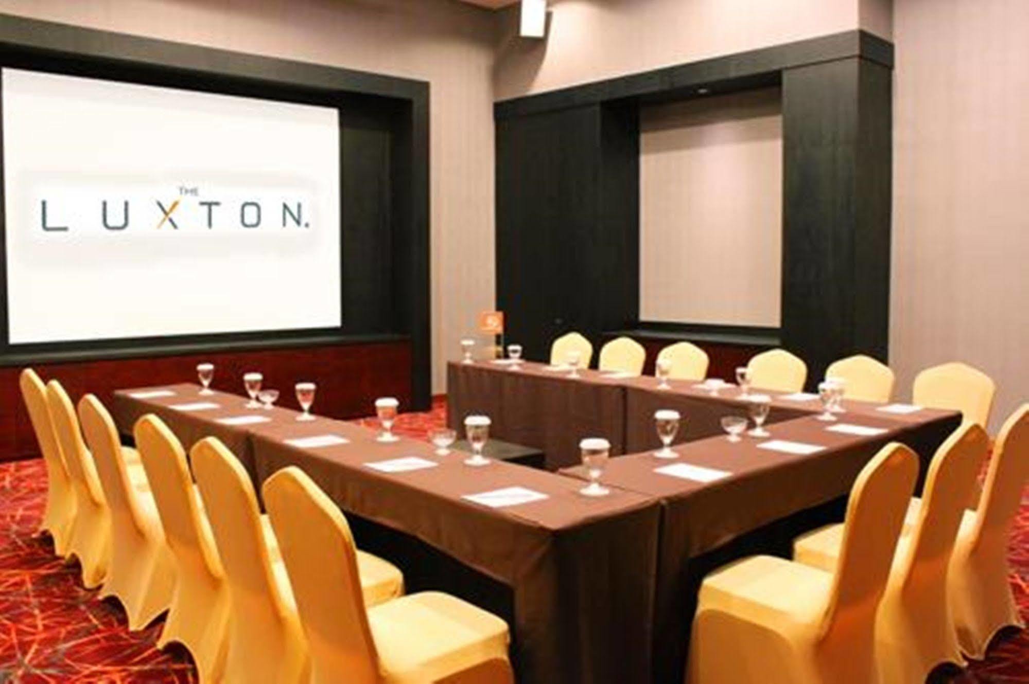 The Luxton 4* Bandung